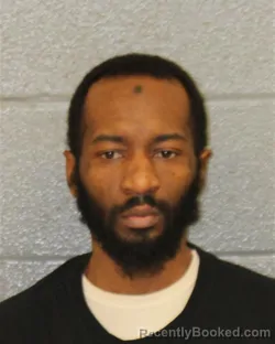 Mugshot of DIAMONTE DARRELL GALLOWAY