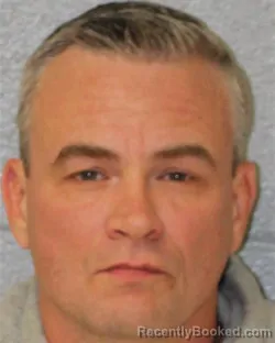 Mugshot of NATHAN HARPER SAUNDERS