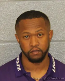 Mugshot of RODERICK DONNELL BURTON