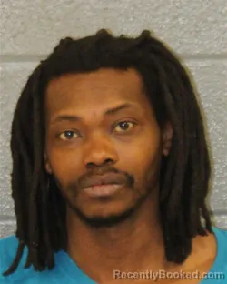 Mugshot of DARON DEMONTE MURPHY booked in Mecklenburg County, North Carolina on March 24, 2026