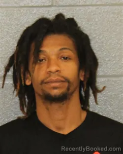 Mugshot of SHYHIEM QUMIER SUAREZ booked in Mecklenburg County, North Carolina on March 25, 2026