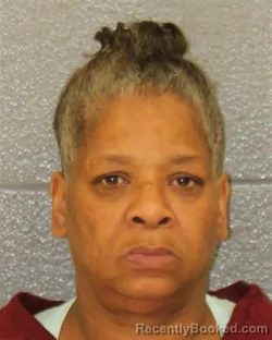 Mugshot of MICHELLE ELAINE PRESSLEY booked in Mecklenburg County, North Carolina on March 25, 2026