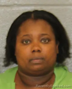 Mugshot of SHAVON TIDWELL booked in Mecklenburg County, North Carolina on March 25, 2026