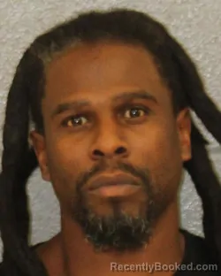 Mugshot of JACQUESE LEE ALLEN booked in Mecklenburg County, North Carolina on March 29, 2026