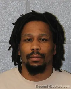 Mugshot of QUENTRAVIS DEAIREUS DYE booked in Mecklenburg County, North Carolina on March 30, 2026