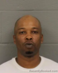 Mugshot of LE-BRANDON REYON LUCAS booked in Mecklenburg County, North Carolina on April 1, 2026