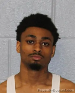 Mugshot of MONTICELLO DEWAYNE SINCLAIR booked in Mecklenburg County, North Carolina on April 1, 2026