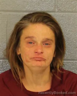 Mugshot of ASHLEY MARIE GRIFFIN booked in Mecklenburg County, North Carolina on April 2, 2026