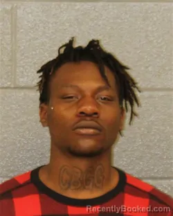 Mugshot of JALEN JAY'QWON SANDERS booked in Mecklenburg County, North Carolina on April 2, 2026