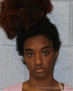 Mugshot of AALIYAH TATIANA BOND booked in Mecklenburg County, North Carolina on April 2, 2026