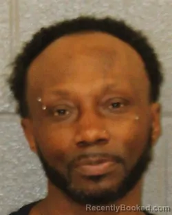 Mugshot of WARREN BROWN booked in Mecklenburg County, North Carolina on April 2, 2026