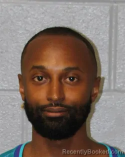 Mugshot of JERRICK DIONDRE CARELOCK booked in Mecklenburg County, North Carolina on April 3, 2026