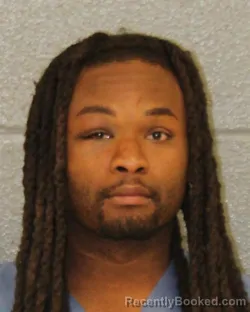 Mugshot of DELROY RAHEEM-MARQUELLE PETERSON booked in Mecklenburg County, North Carolina on April 4, 2026