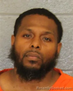 Mugshot of JERRY T LEVERETTE booked in Mecklenburg County, North Carolina on April 5, 2026