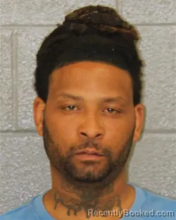 Mugshot of JONATHAN DAMOND SHAIRD booked in Mecklenburg County, North Carolina on April 5, 2026