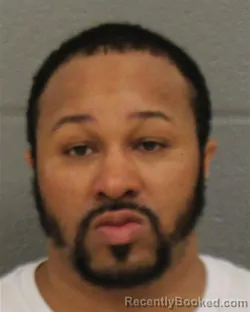 Mugshot of AVONTTA LAVON HALL booked in Mecklenburg County, North Carolina on April 5, 2026