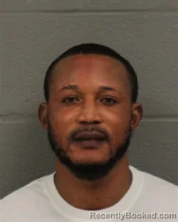 Mugshot of JAMEAL AKILI ROBINSON booked in Mecklenburg County, North Carolina on May 15, 2026