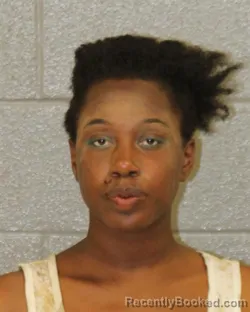 Mugshot of JAYLAH JECILLE BYERS booked in Mecklenburg County, North Carolina on May 19, 2026