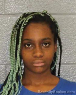 Mugshot of AALIYAH MA'KAYLA-ANNETTE ROBBINS booked in Mecklenburg County, North Carolina on May 21, 2026