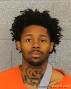 Mugshot of JHAVIAN TREMAINE FELDER booked in Mecklenburg County, North Carolina on May 31, 2026