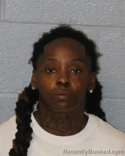 Mugshot of JAMAYA SIMONE MARSHALL booked in Mecklenburg County, North Carolina on June 4, 2026