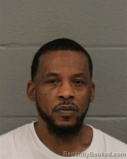 Mugshot of RONSHAWN ESKINE LOWERY booked in Mecklenburg County, North Carolina on June 7, 2026