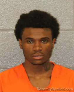 Mugshot of DEISMOND LAMAR SIMPSON booked in Mecklenburg County, North Carolina on June 8, 2026