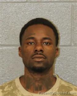 Mugshot of KENTA SHAHEIM WRIGHT booked in Mecklenburg County, North Carolina on June 11, 2026