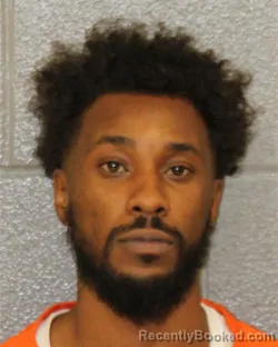 Mugshot of DAVANTE ANDREW MILLS booked in Mecklenburg County, North Carolina on June 11, 2026