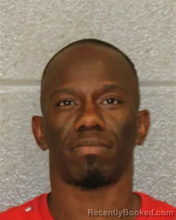 Mugshot of OLAJUWAN DETOYE ROSS booked in Mecklenburg County, North Carolina on June 12, 2026