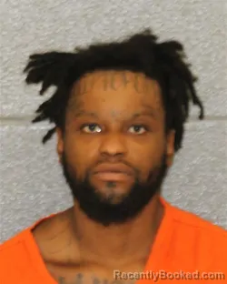 Mugshot of DARIUS ANTOINE EDWARDS booked in Mecklenburg County, North Carolina on June 10, 2026