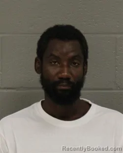 Mugshot of JOSHUA MATTHEW SQUIRE booked in Mecklenburg County, North Carolina on July 8, 2026