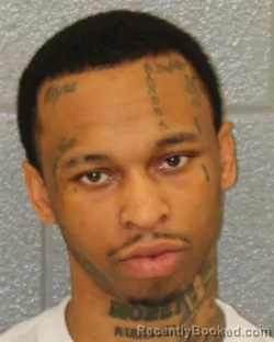 Mugshot of JAYLAN DEANDRE ROBINSON booked in Mecklenburg County, North Carolina on July 14, 2026