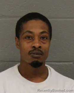 Mugshot of JAIQUAN MARTEZ SWAIN booked in Mecklenburg County, North Carolina on July 22, 2026