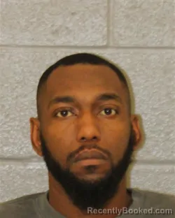 Mugshot of Jaquavious Janard Wylie booked in Mecklenburg County, North Carolina on August 5, 2026