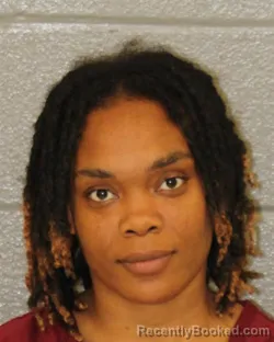 Mugshot of Yashica Shonte Glover booked in Mecklenburg County, North Carolina on August 9, 2026