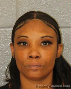 Mugshot of Cyreeta Nichole Ponder booked in Mecklenburg County, North Carolina on August 12, 2026