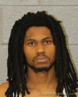 Mugshot of Dasean Cordarius Oxner booked in Mecklenburg County, North Carolina on August 13, 2026