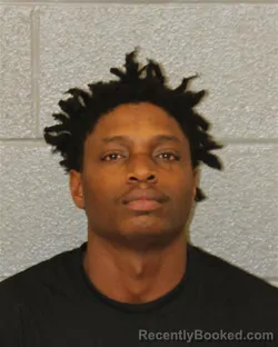 Mugshot of Dataris Maywaun Roundtree booked in Mecklenburg County, North Carolina on August 17, 2026