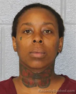 Mugshot of Shawana Latrice Gray booked in Mecklenburg County, North Carolina on August 19, 2026