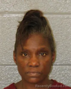 Mugshot of Shatina Artisha Thompson booked in Mecklenburg County, North Carolina on August 20, 2026