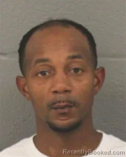 Mugshot of Antonio Levert Hudson booked in Mecklenburg County, North Carolina on August 22, 2026