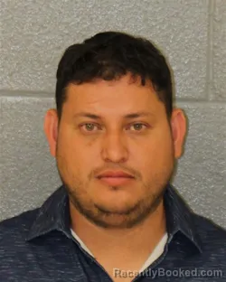 Mugshot of Johnis Javier Mendez Mora booked in Mecklenburg County, North Carolina on August 30, 2026