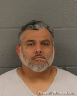 Mugshot of Jose Domusi Sulvaran-Roman booked in Mecklenburg County, North Carolina on September 29, 2026