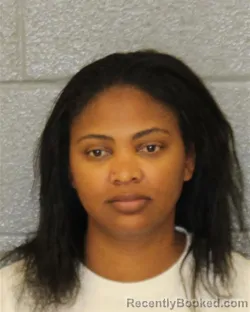Mugshot of Quanisha Renee Reid booked in Mecklenburg County, North Carolina on October 8, 2026
