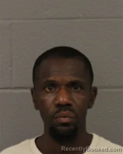Mugshot of Orlando Deyquawn Gailliard booked in Mecklenburg County, North Carolina on October 14, 2026