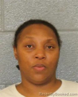 Mugshot of Tiffany Laqueada Dunn booked in Mecklenburg County, North Carolina on October 15, 2026