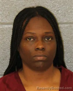 Mugshot of Shaquittia Lyshell Simpson booked in Mecklenburg County, North Carolina on October 16, 2026