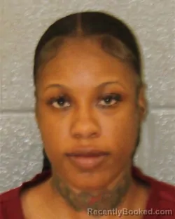 Mugshot of Alyssia Latrice Davis