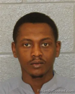 Mugshot of Nizavious Ziyon Mcclintock booked in Mecklenburg County, North Carolina on October 22, 2026